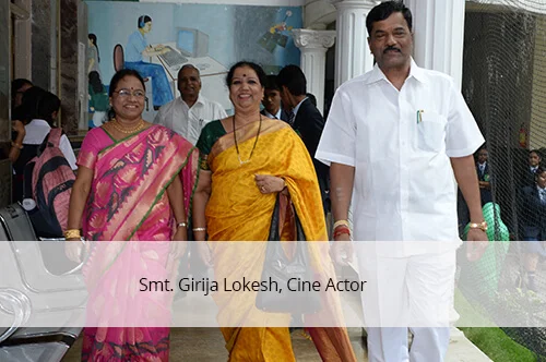 Smt. Girija Lokesh, Cine Actor